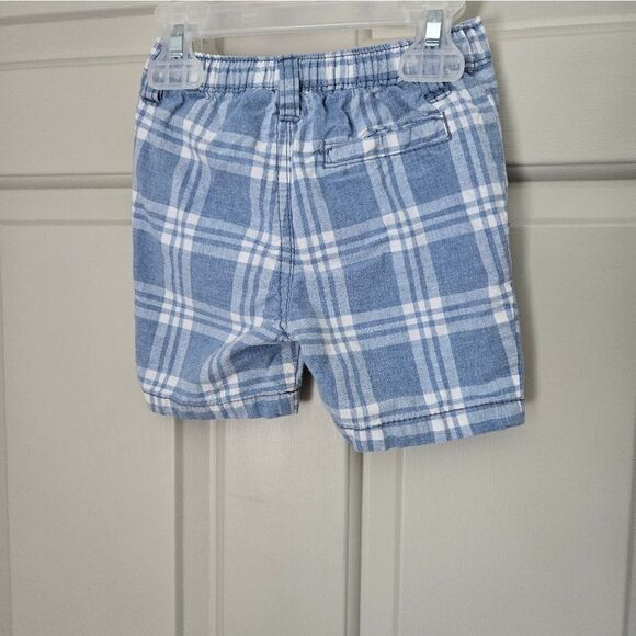 3/$15 Oshkosh B'gosh shorts size 9 m - Picture 3 of 4